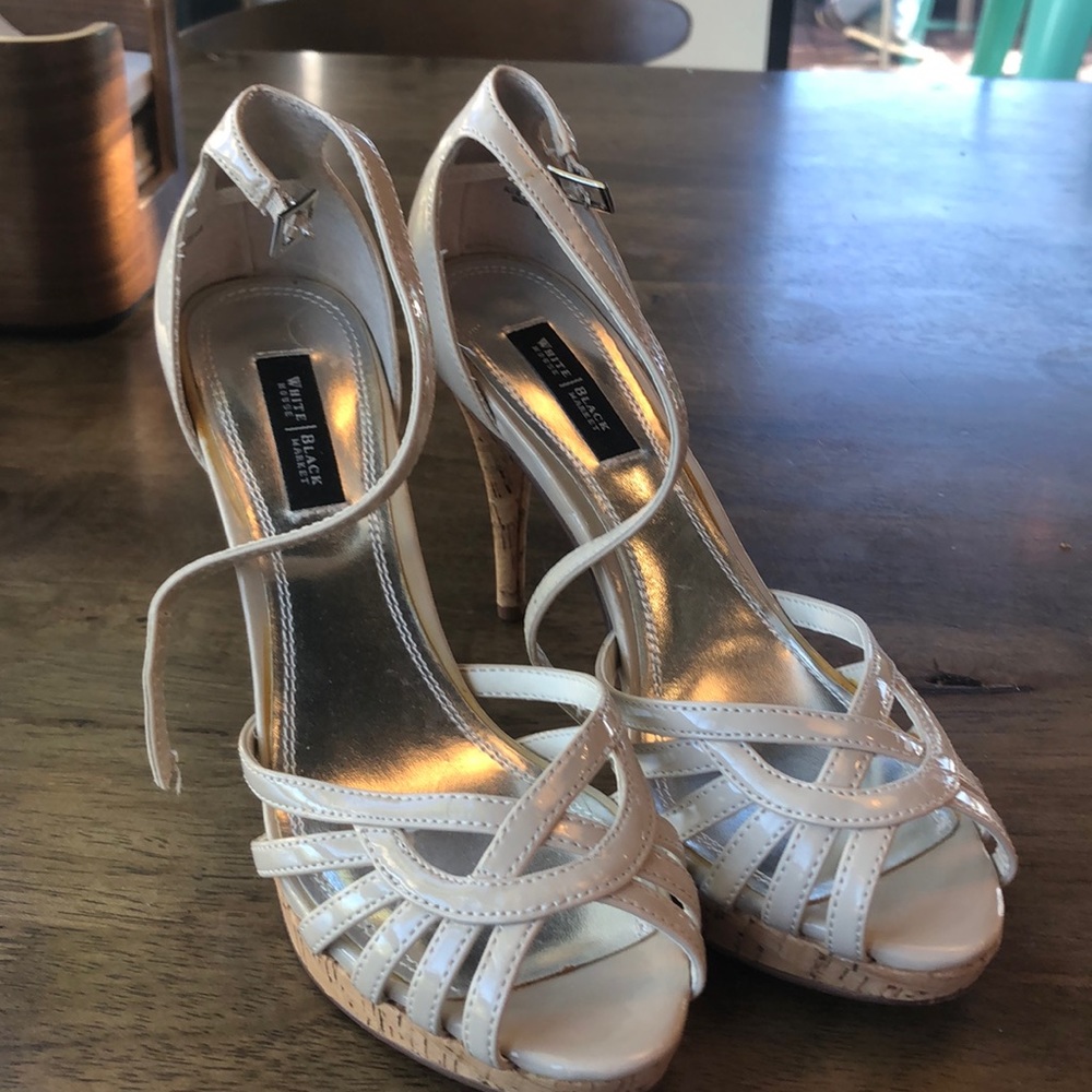 Beige patent leather with cork heels